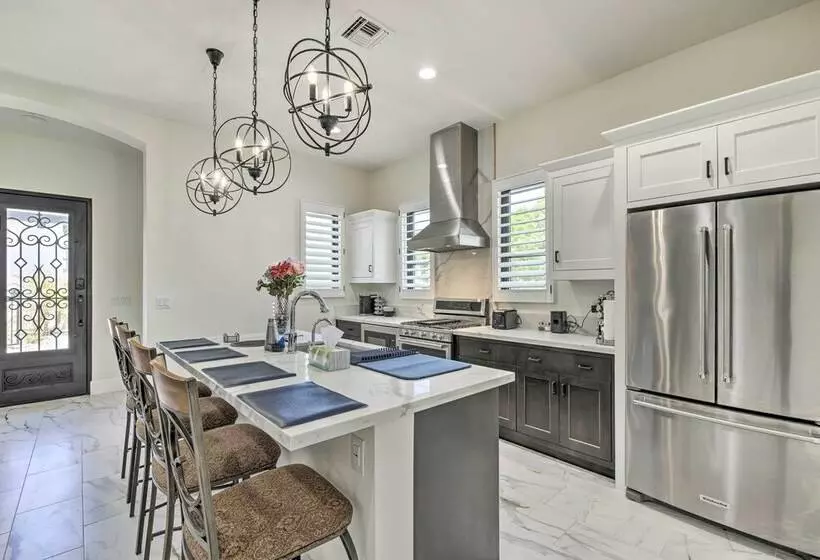 Gilbert Family Home ~ 30 Mi To Downtown Phoenix!
