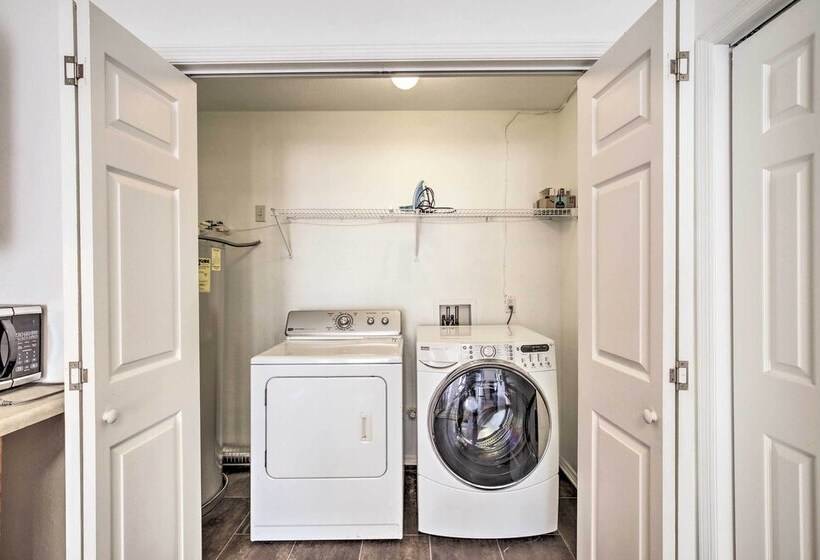 Home W/ Bbq ~ 1 Mi To Indian Rocks Beach & Golf