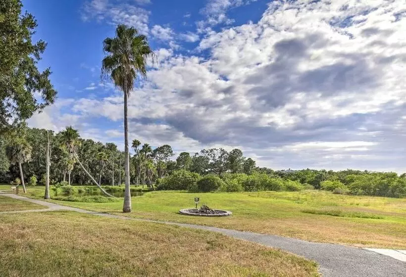 Home W/ Bbq ~ 1 Mi To Indian Rocks Beach & Golf