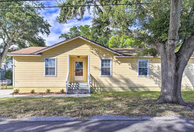 Home W/ Bbq ~ 1 Mi To Indian Rocks Beach & Golf