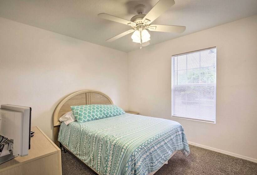 Home W/ Bbq ~ 1 Mi To Indian Rocks Beach & Golf