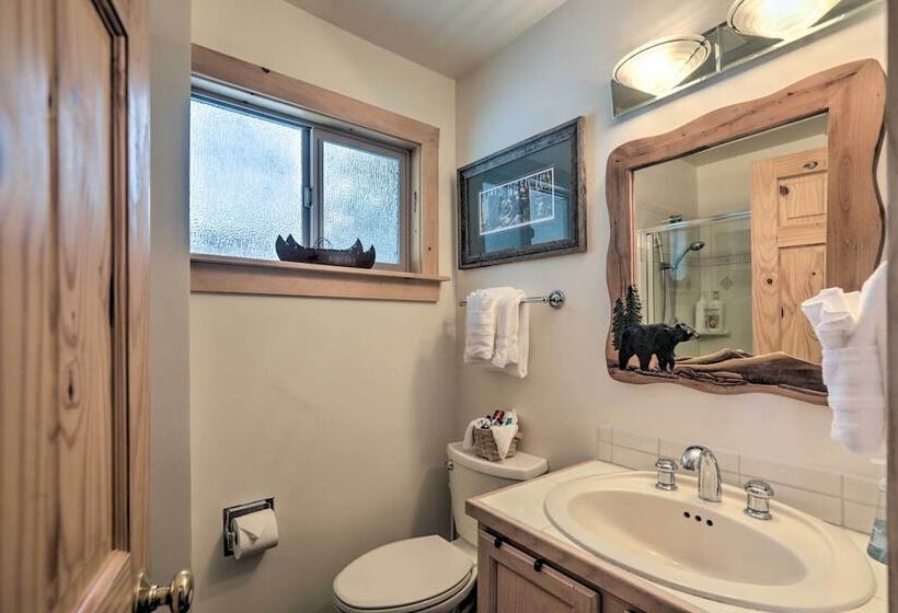 Incline Village Cabin ~ 3 Mi To Lake Tahoe!