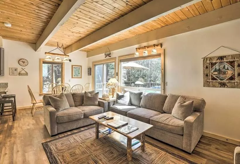 Incline Village Cabin ~ 3 Mi To Lake Tahoe!
