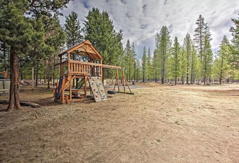 La Pine Hideaway Near Deschutes National Forest!