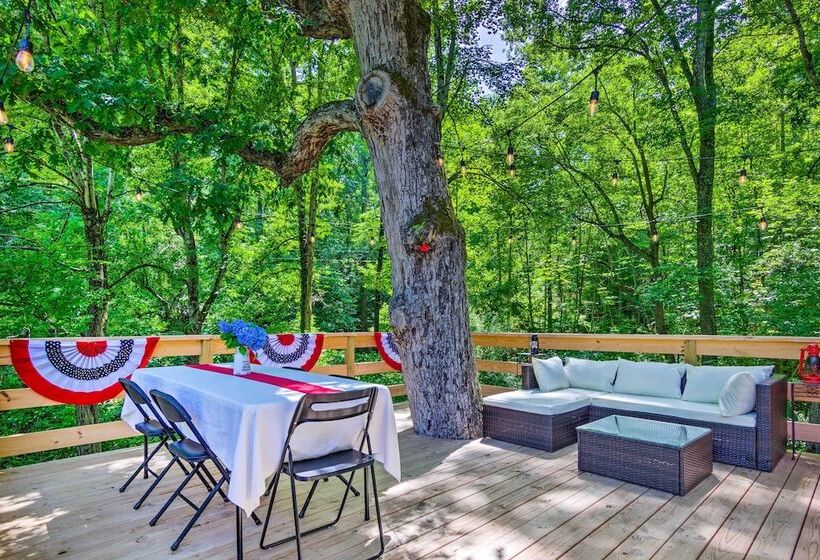 9 Mi To Lake Lure: Cottage W/ Deck & Fire Pits!