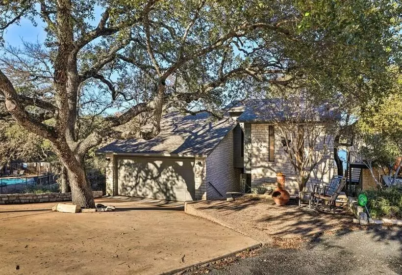 Lakefront Home: Hot Tub & Game Room In Spicewood