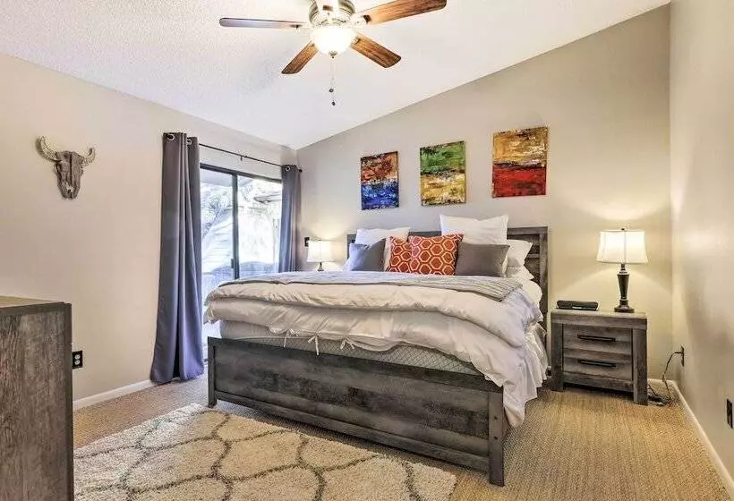 Lakefront Home: Hot Tub & Game Room In Spicewood