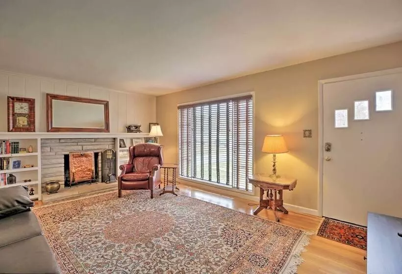 Lexington Family Home ~ 2 Miles To Uk Campus!