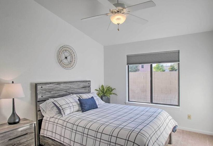 Luxurious Chandler Oasis W/ Heated Pool & Hot Tub!