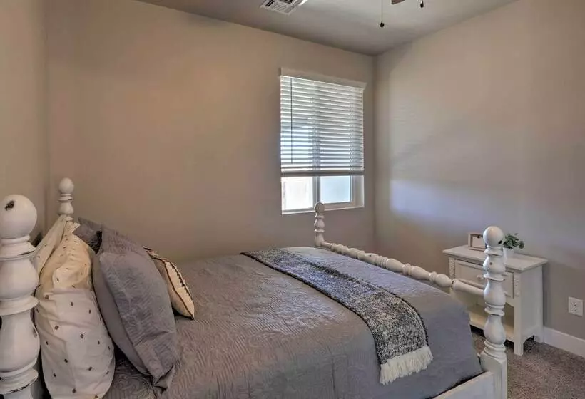 Flagstaff Home W/ Views   Near Arizona Snowbowl!