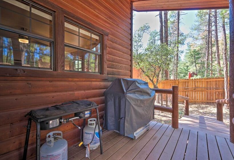 Deck, Games & Fire Pit: Modern Pine Cabin!