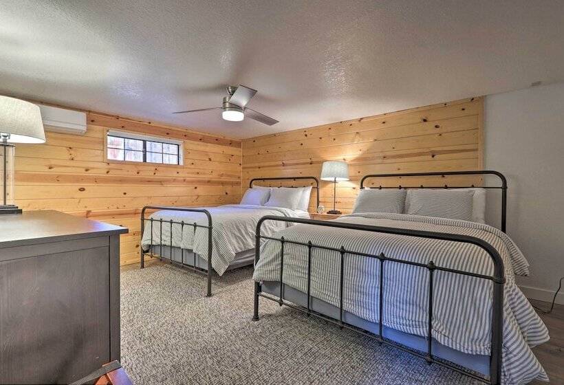 Deck, Games & Fire Pit: Modern Pine Cabin!