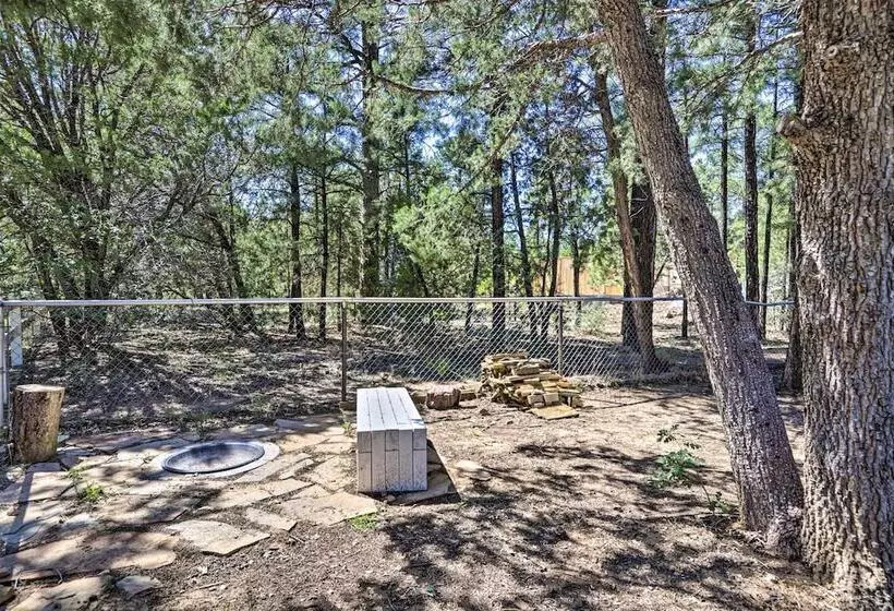 Modern Show Low Home W/ Bbq & Fire Pit!