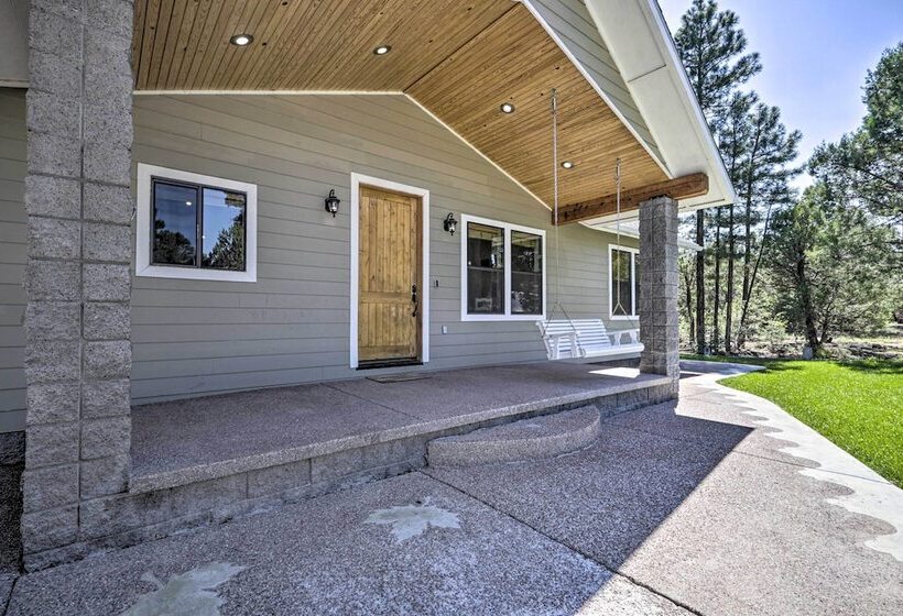 Modern Show Low Home W/ Bbq & Fire Pit!