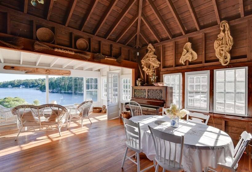 Oceanfront Cottage W/ Deck 2 Mi To Boothbay Harbor