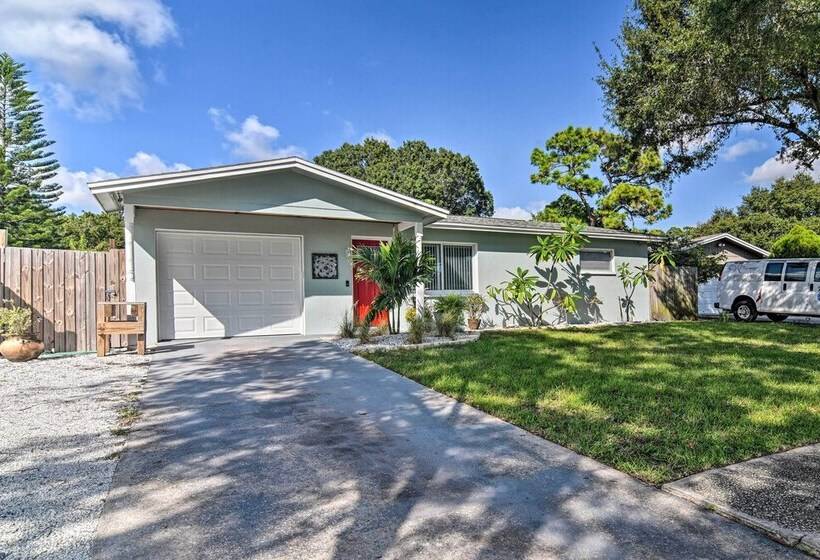 Seminole Retreat W/ Pool ~ 6 Mi To Beaches