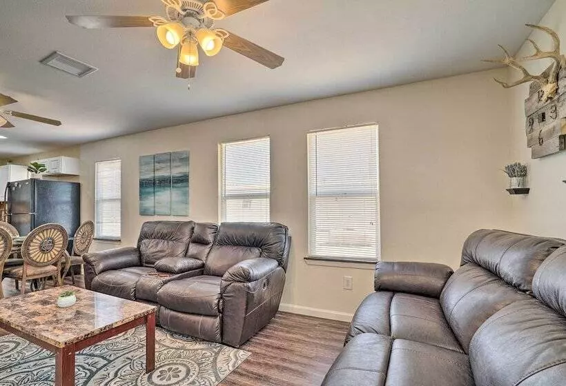 Pet Friendly Sierra Blanca Home In Downtown!