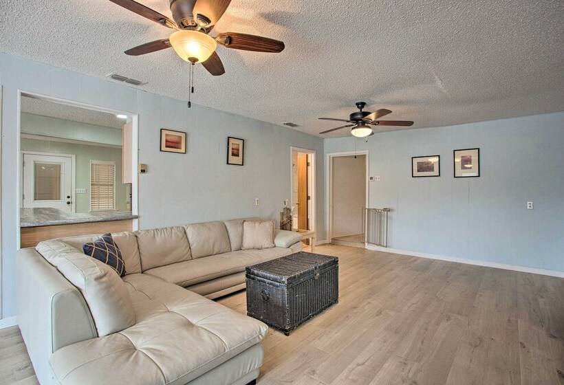 Possum Kingdom Lakefront Home W/ Patio & Dock!