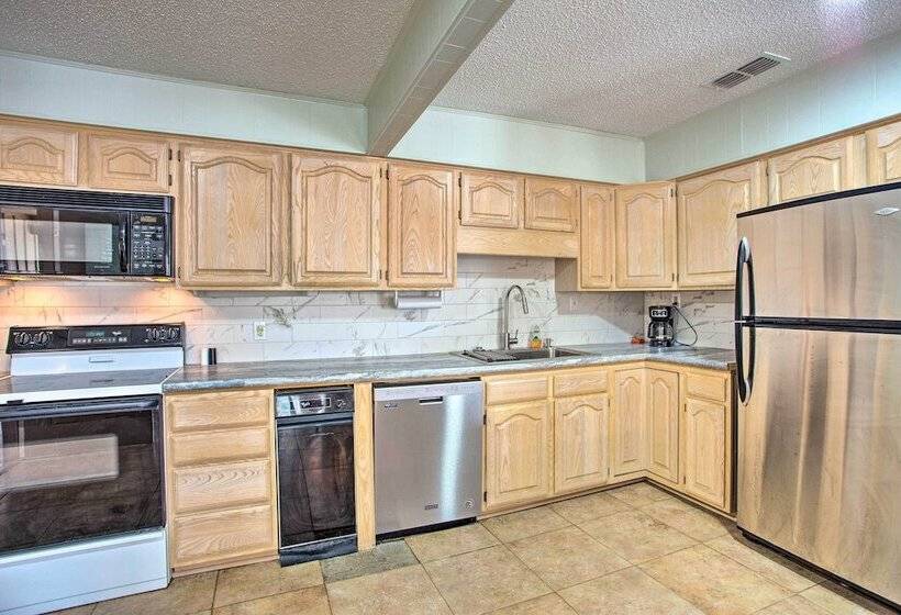 Possum Kingdom Lakefront Home W/ Patio & Dock!