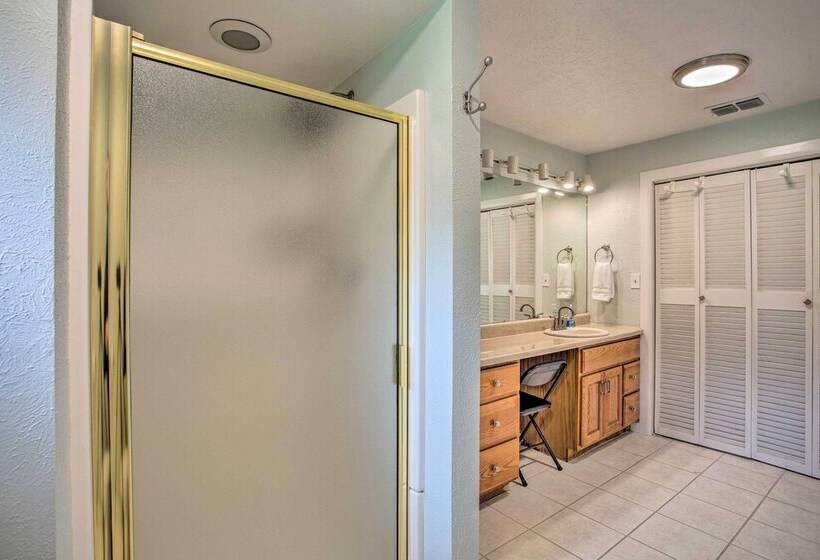 Possum Kingdom Lakefront Home W/ Patio & Dock!