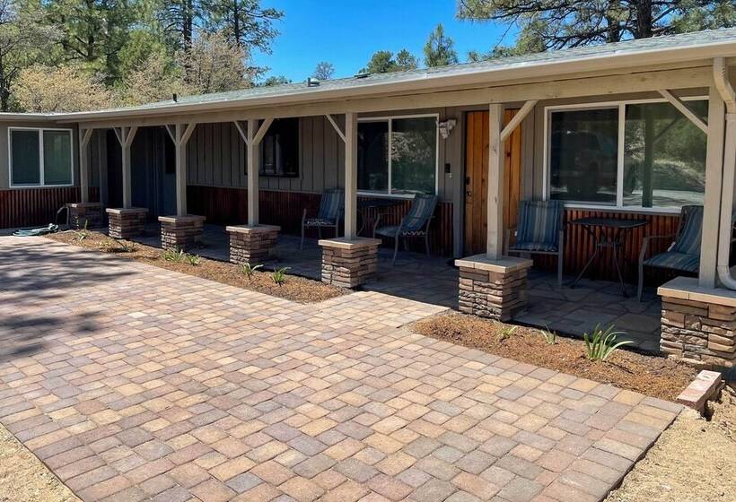 Quiet Home W/ Deck & Mtn Views ~ 3 Mi To Prescott