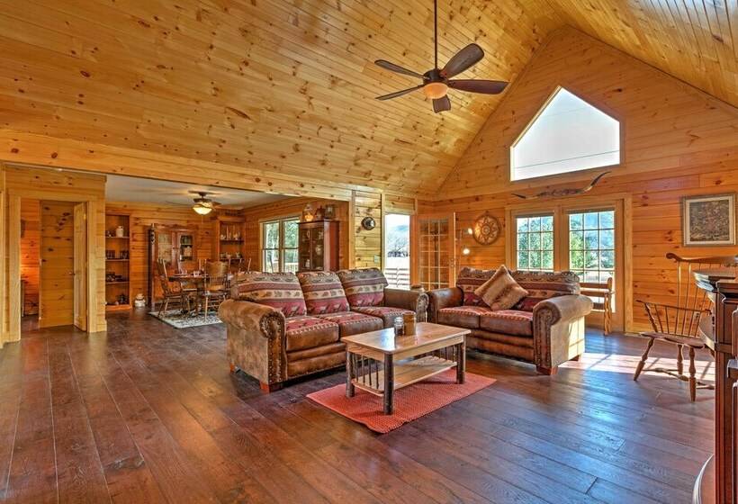Quiet Shenandoah Cabin W/ Porch & Pastoral Views!