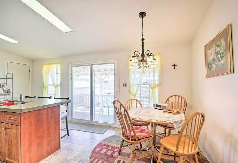 Quiet Tombstone Retreat ~ 3 Mi To Historic Dtwn!