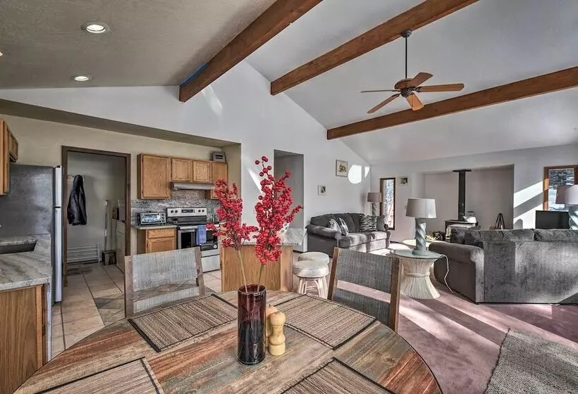 Renovated Mountain Home: Ev Chargers & Great Views