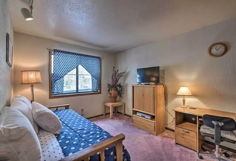 Renovated Mountain Home: Ev Chargers & Great Views