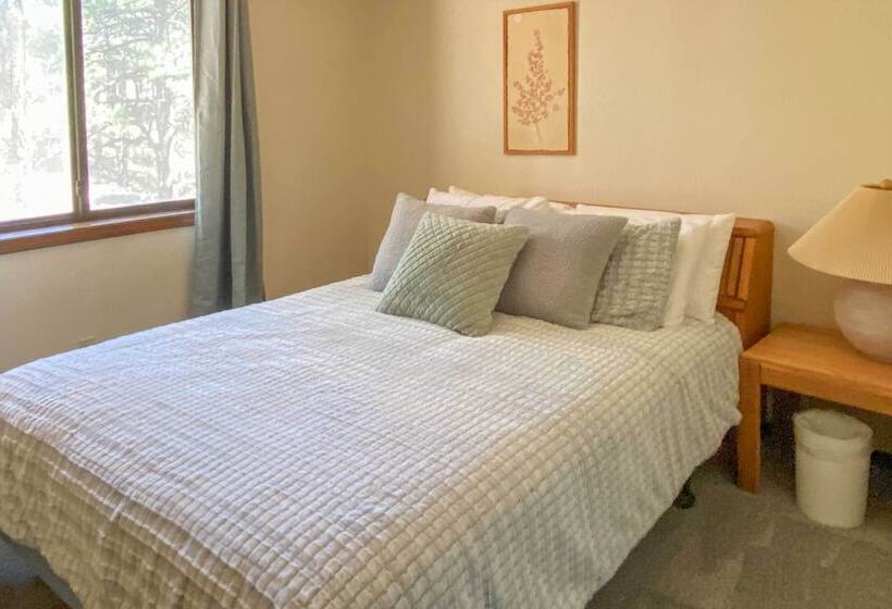 Renovated Mountain Home: Ev Chargers & Great Views