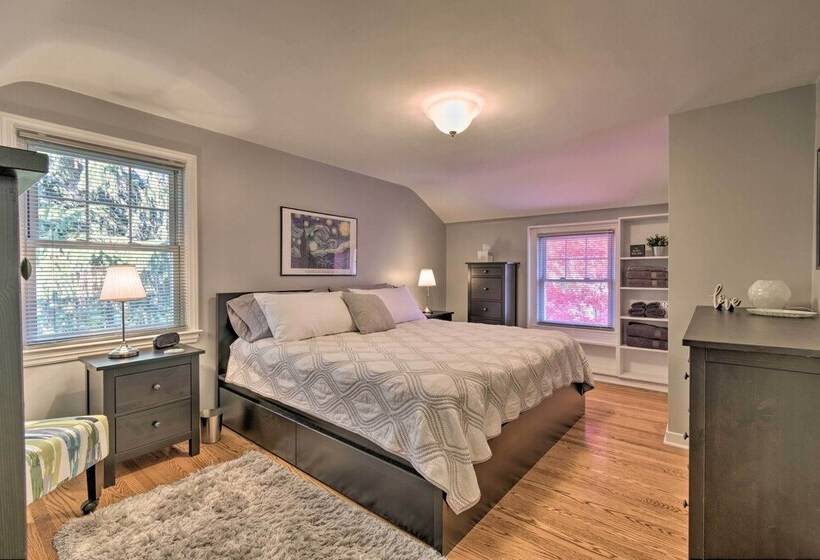 Rochester House W/ Fire Pit, Grill & Patio!