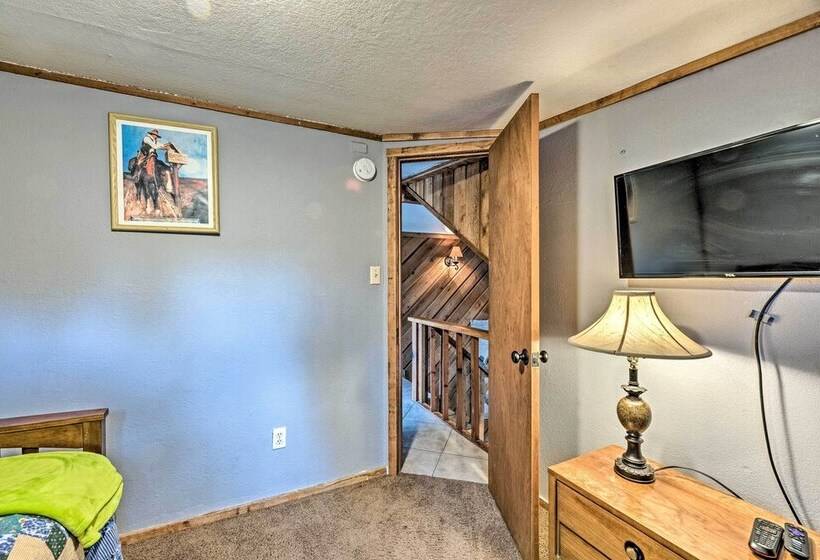 Ruidoso Cabin W/ Deck & Grill Walk To Town!