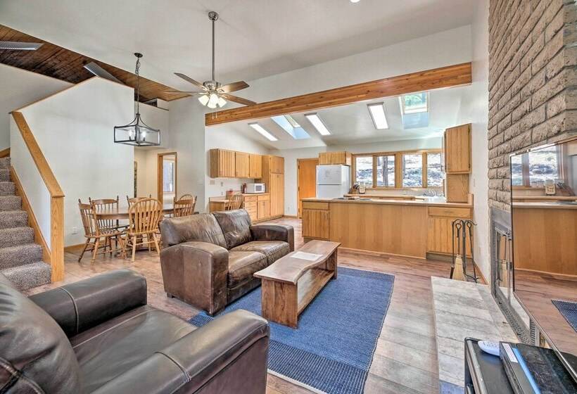 Serene Greer Cabin W/ Grill ~ 12 Mi To Skiing!