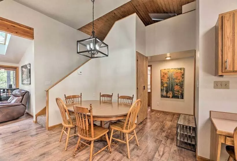 Serene Greer Cabin W/ Grill ~ 12 Mi To Skiing!