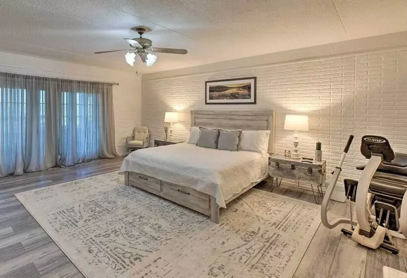 Spacious, Scenic Wagner Haven W/ River Access