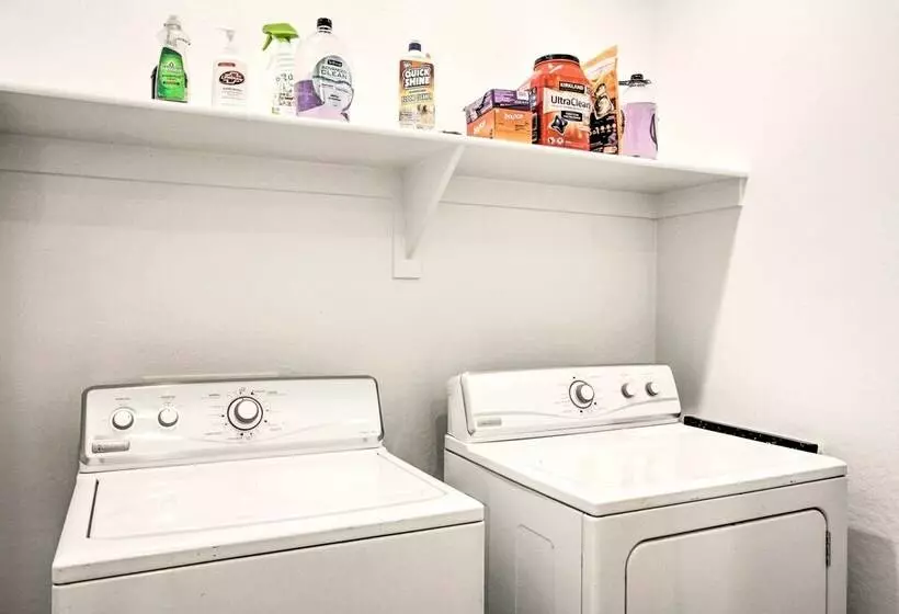 Spacious Surprise Home Near Sports Stadiums!