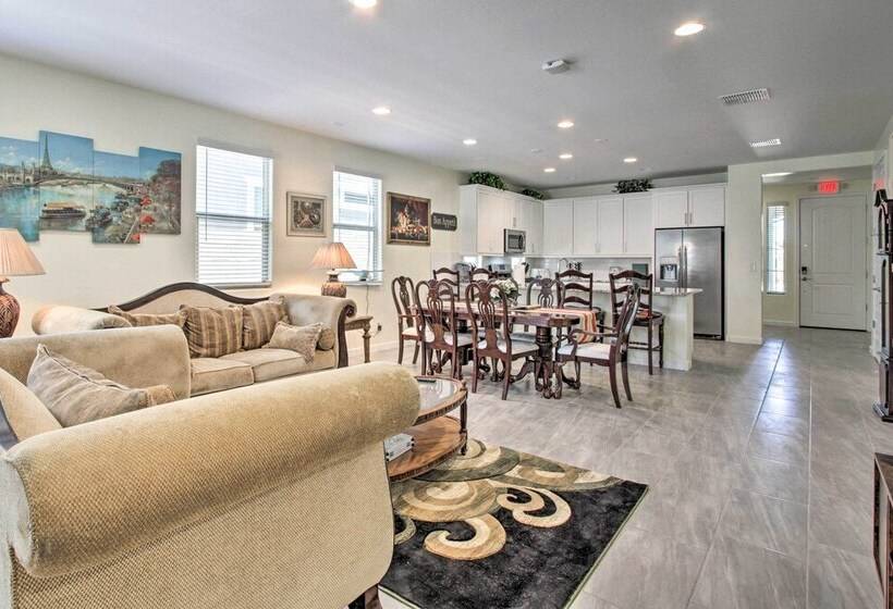 Spacious Surprise Home Near Sports Stadiums!