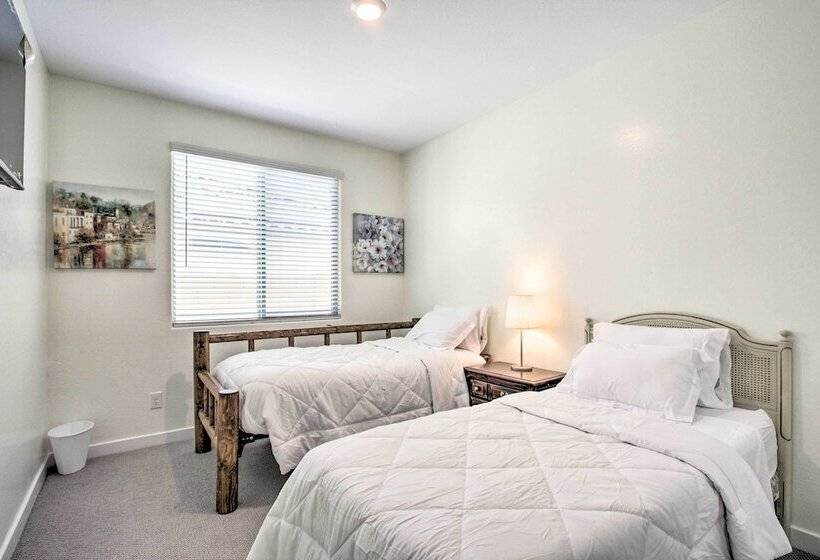 Spacious Surprise Home Near Sports Stadiums!