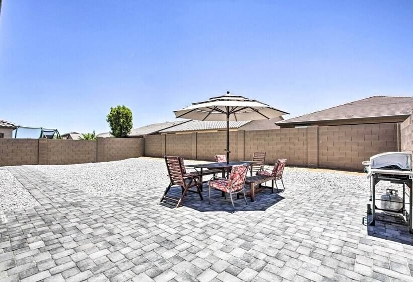 Spacious Surprise Home Near Sports Stadiums!