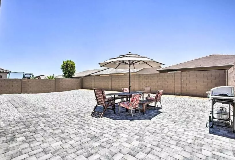 Spacious Surprise Home Near Sports Stadiums!