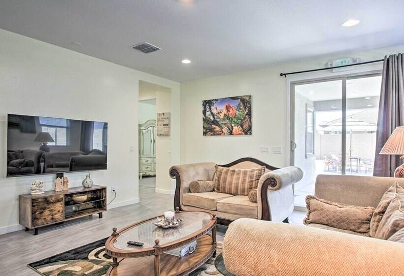 Spacious Surprise Home Near Sports Stadiums!