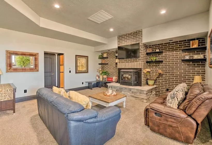 Spacious Tooele Unit W/ Sprawling Mtn Views!