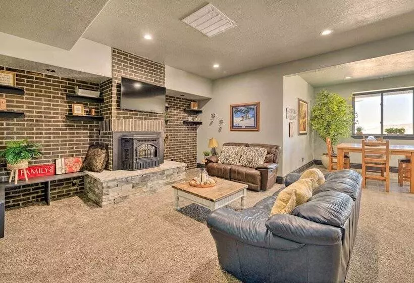 Spacious Tooele Unit W/ Sprawling Mtn Views!