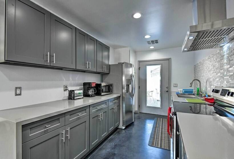 Tempe Guest Home: Private Patio < 1 Mi To Downtown