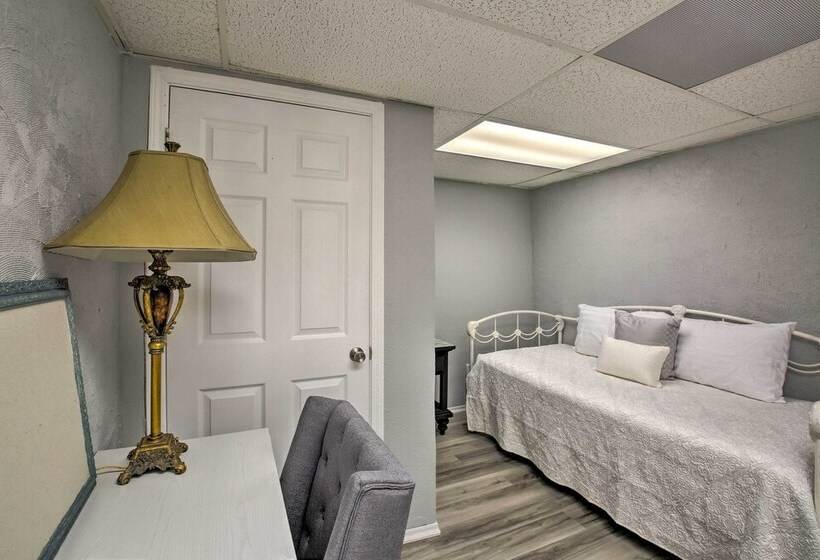 Treasure Isle Riverfront Home: Pets Welcome!