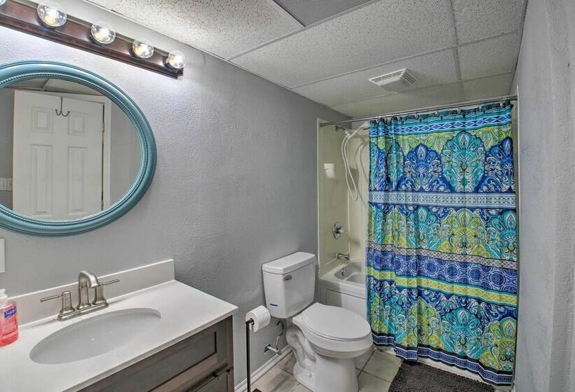 Treasure Isle Riverfront Home: Pets Welcome!