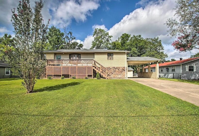 Treasure Isle Riverfront Home: Pets Welcome!