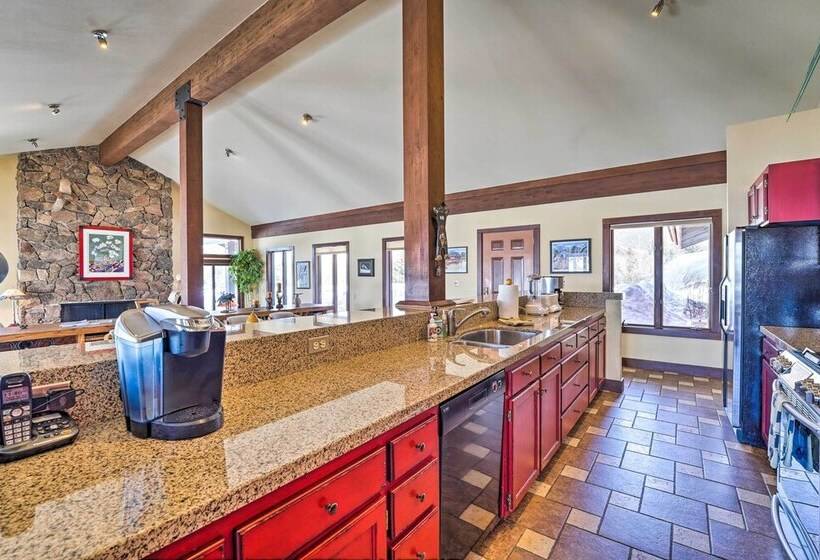 Unique Mountain Escape W/ 2 Decks < 2 Mi To Skiing