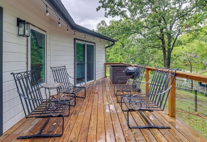 Updated Afton Cottage W/ Dock & Lake Access!