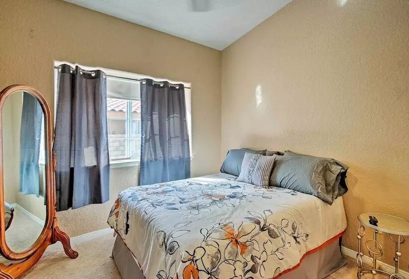 Pool/spa, Theater Room & Views: Palm Desert Home!